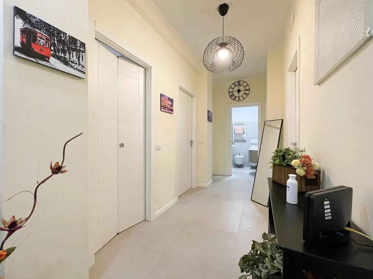 Guest house Accogliente Camera A Milano